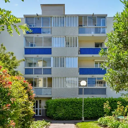 Daire Modern Studio With Terrace And Swimming-pool In Mandelieu-la-napoule Mandelieu